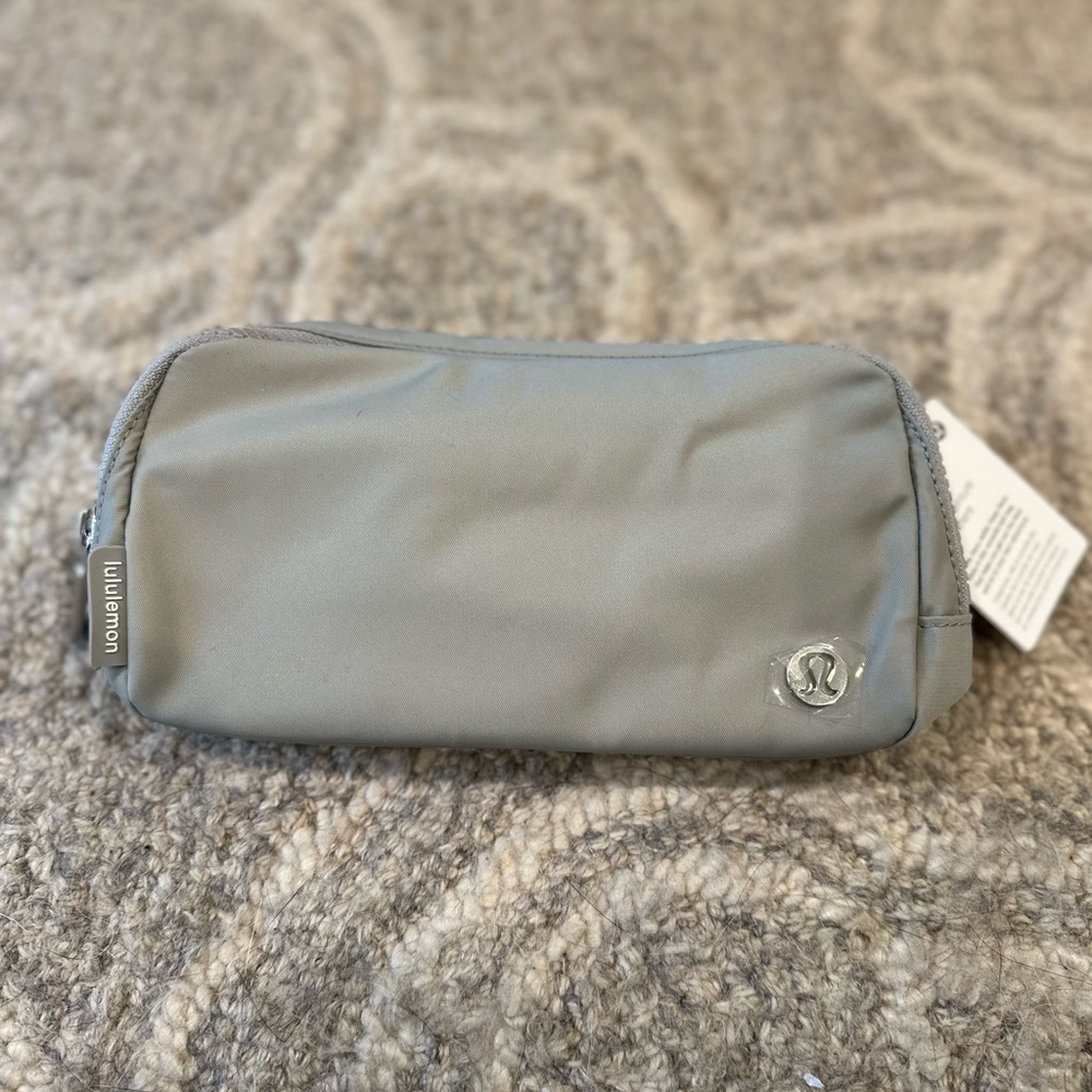 Lululemon | Everywhere Belt Bag 1L